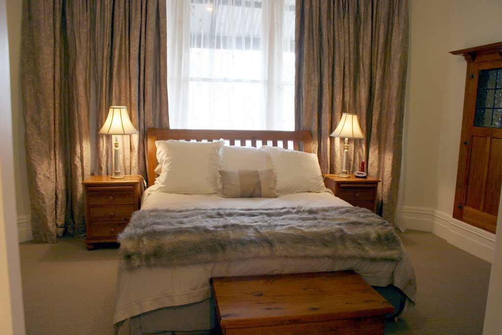 Nelson Heights Bed & Breakfast Timaru Exterior photo