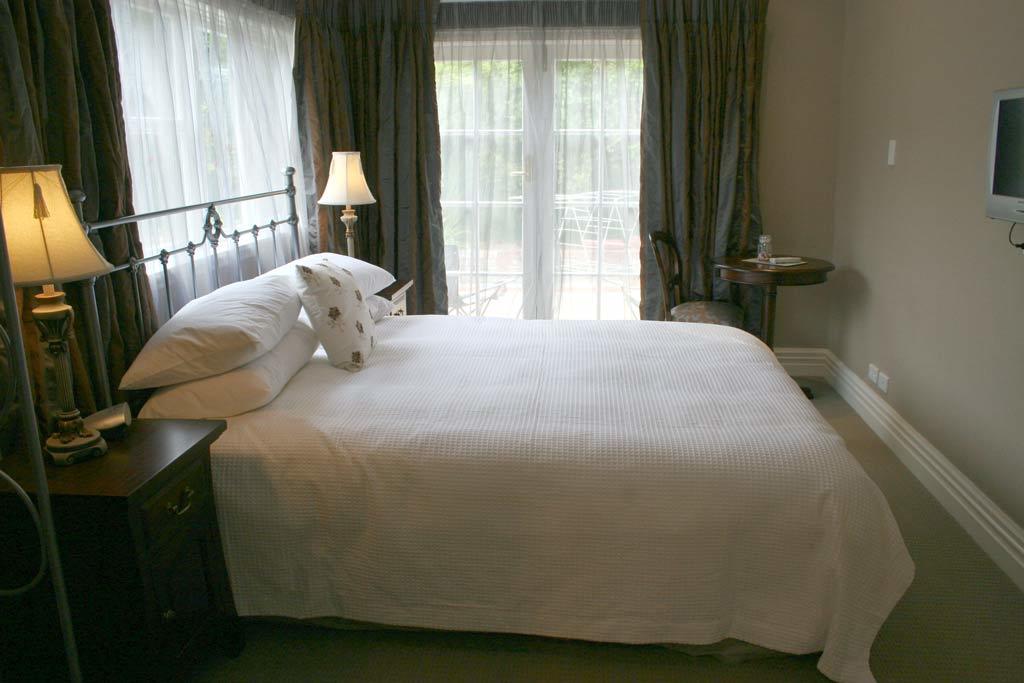 Nelson Heights Bed & Breakfast Timaru Exterior photo